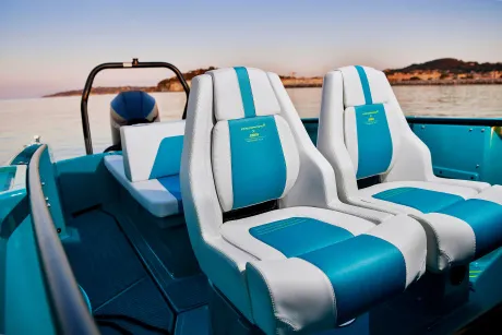 Slide: The Image of Axopar Jobe Revolve XXII 2022 - 8