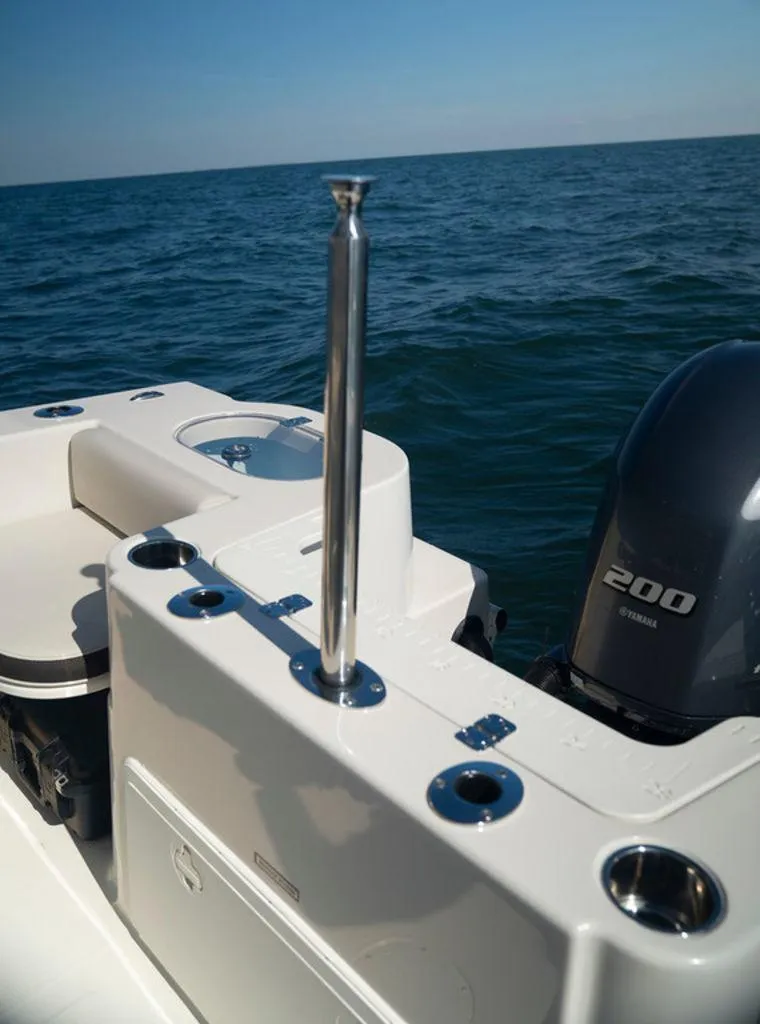 Slide: The Image of Sailfish 220 CC 2023 - 25