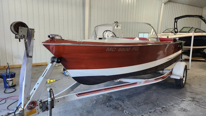 Slide: The Image of Chris-Craft CUSTOM SKI 1963 - 36