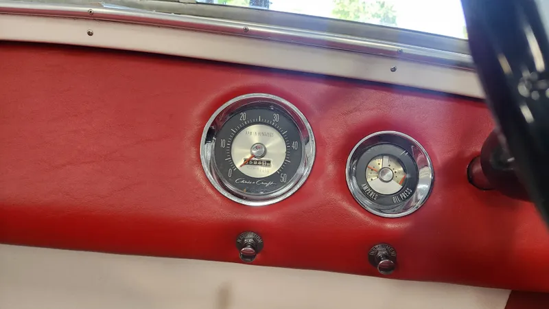 Slide: The Image of Chris-Craft CUSTOM SKI 1963 - 20