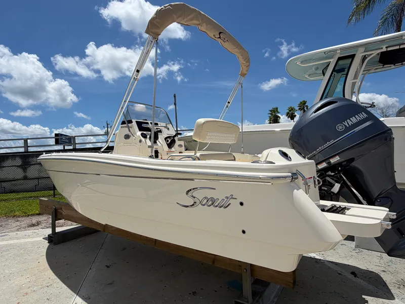 Slide: The Image of Scout 188 Sportfish 2027 - 10