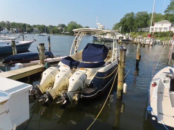 Slide: The Image of Chris-Craft 36 LAUNCH 2016 - 3