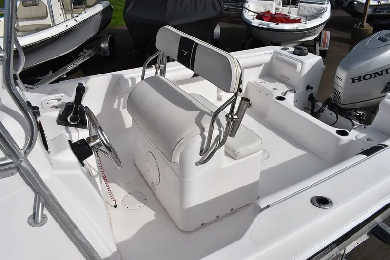 Slide: The Image of Pro Line 23 Sport CC 2005 - 13