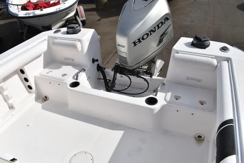 Slide: The Image of Pro Line 23 Sport CC 2005 - 24