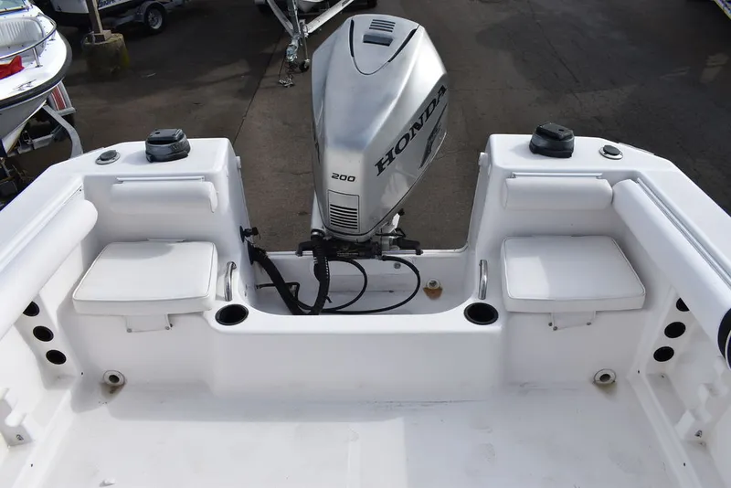 Slide: The Image of Pro Line 23 Sport CC 2005 - 29