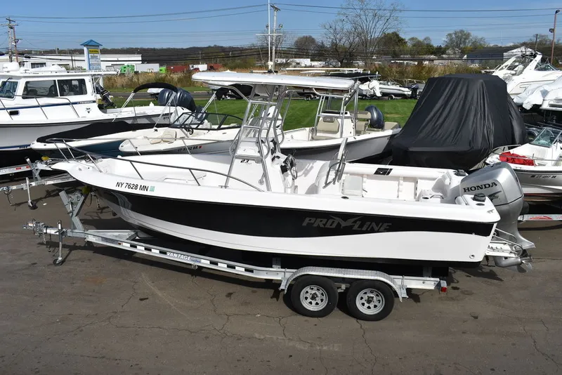 Slide: The Image of Pro Line 23 Sport CC 2005 - 4