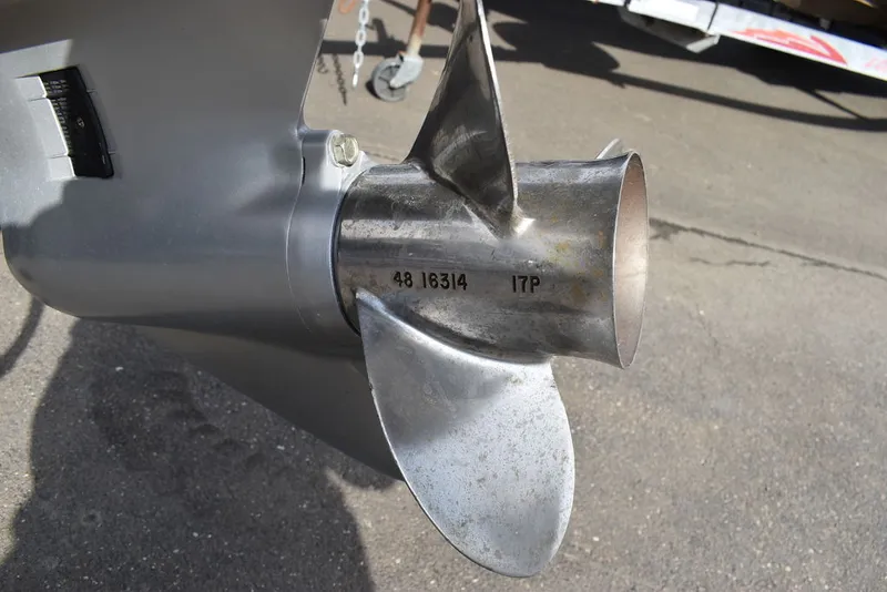 Slide: The Image of Pro Line 23 Sport CC 2005 - 60