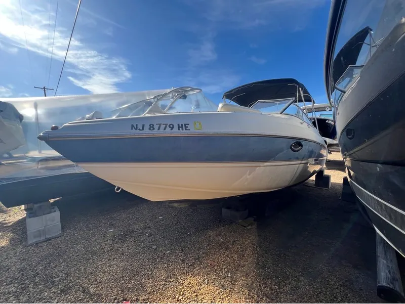 The Image of Stingray Boat Company 250LR 2007 - 0