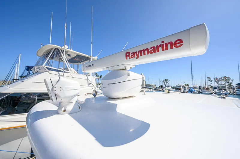 Slide: The Image of Raymarine radar on 2016 Boston Whaler 350 Outrage. - 34