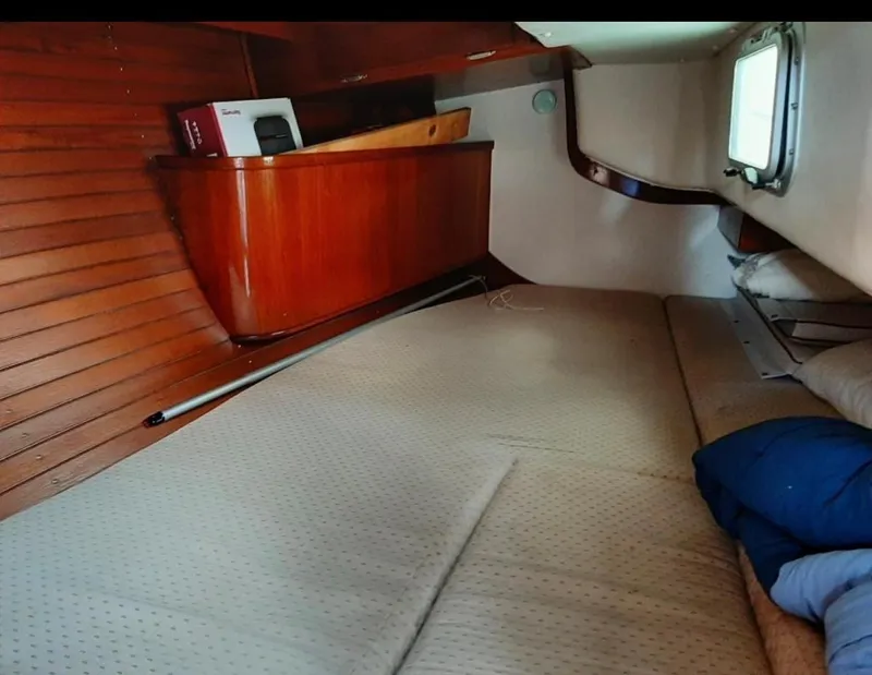 Slide: The Image of J BOATS J37 - 15