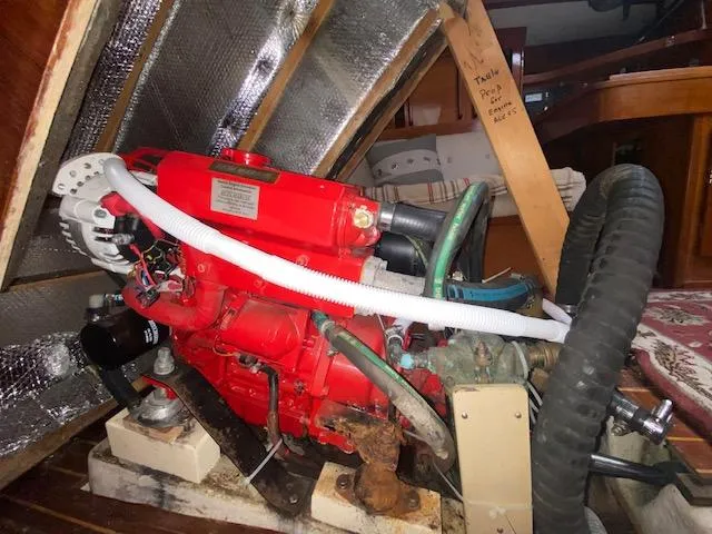 Slide: The Image of J BOATS J37 - 26