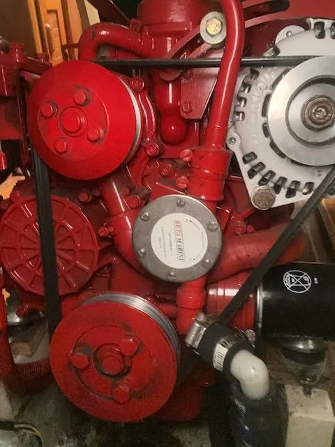 Slide: The Image of J BOATS J37 - 28