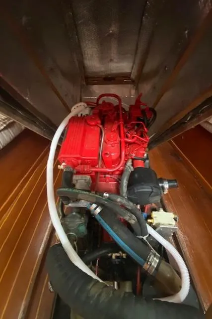 Slide: The Image of J BOATS J37 - 34