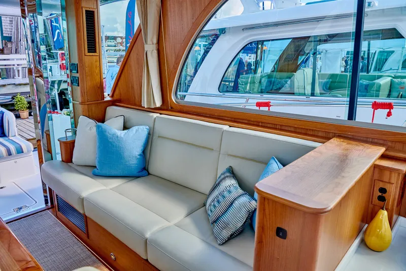 Slide: The Image of Salon - 29