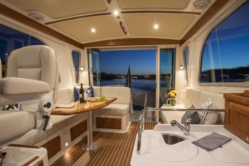 Slide: The Image of Helm/Galley towards Cockpit  - 18