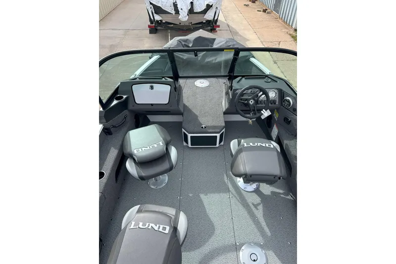 Slide: The Image of 2025 Lund 1775 Adventure Sport Fishing Boat Waconda Boats - 3