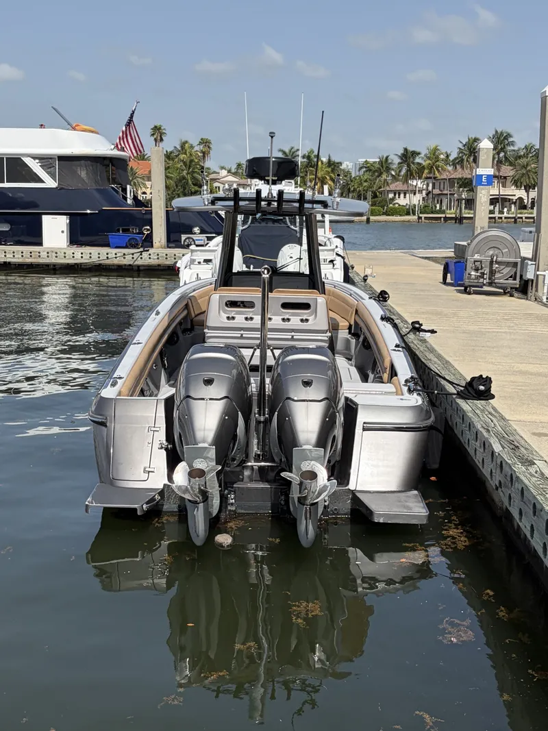 Slide: The Image of Intrepid 327 CENTER CONSOLE 2016 - 15