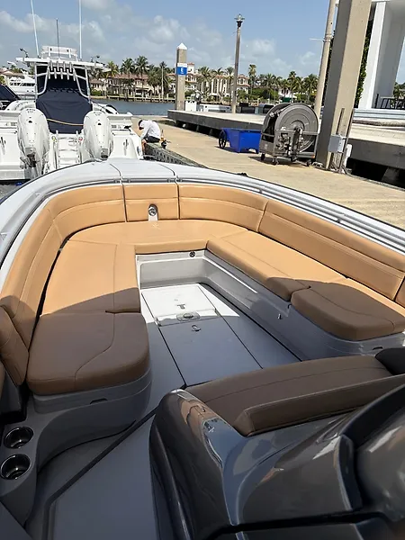 Slide: The Image of Intrepid 327 CENTER CONSOLE 2016 - 5
