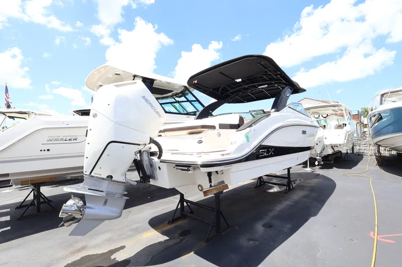 Slide: The Image of Sea Ray SLX 260 Outboard 2027 - 2