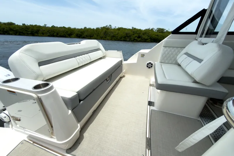 Slide: The Image of Regal 36 XO 2024 - 6