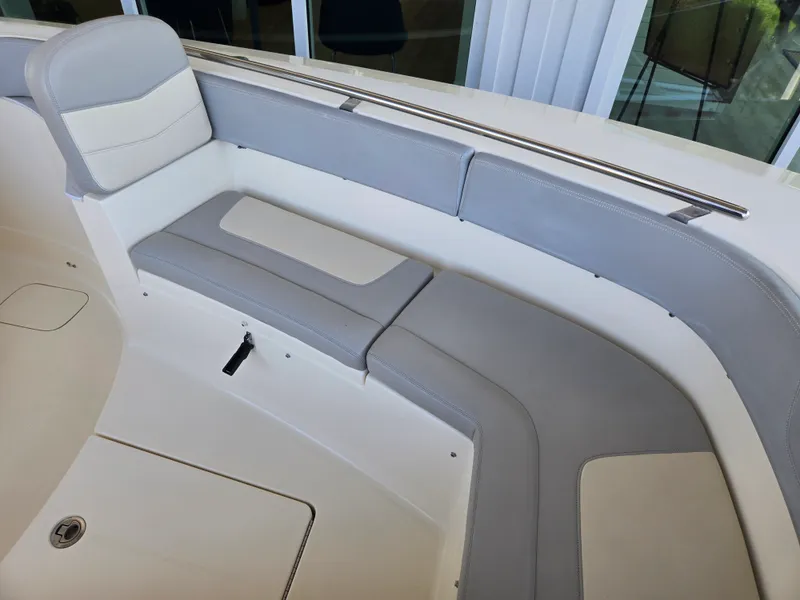 Slide: The Image of Scout 277 LXF 2020 - 19