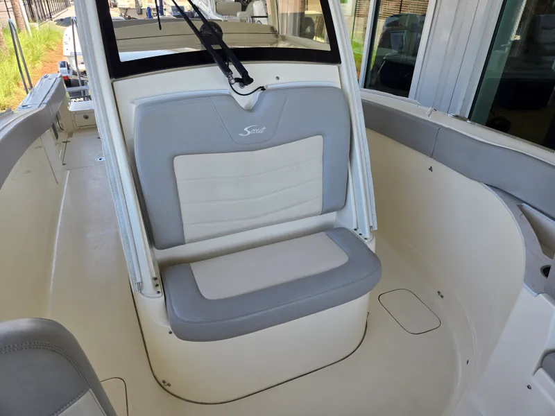 Slide: The Image of Scout 277 LXF 2020 - 16