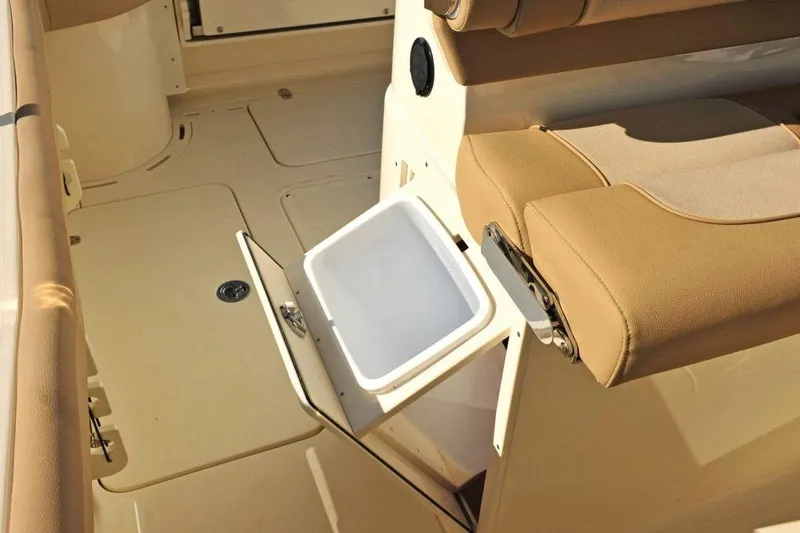 Slide: The Image of Scout 277 LXF 2020 - 17