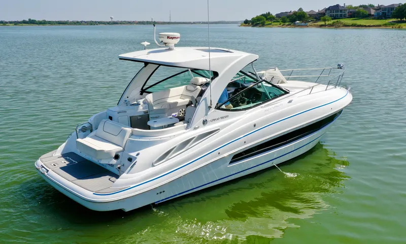 Slide: The Image of Cruisers 35 EXPRESS 2018 - 2