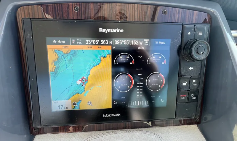 Slide: The Image of Cruisers 35 EXPRESS 2018 - 28