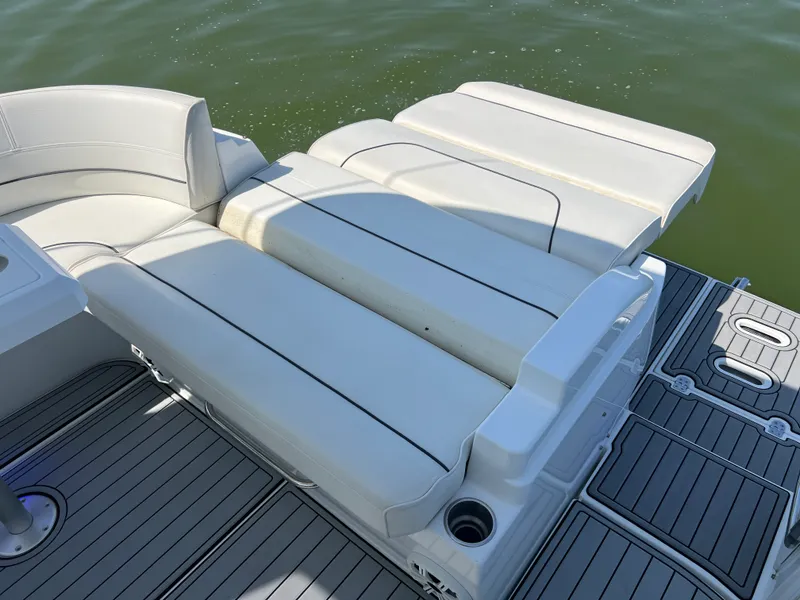 Slide: The Image of Cruisers 35 EXPRESS 2018 - 14