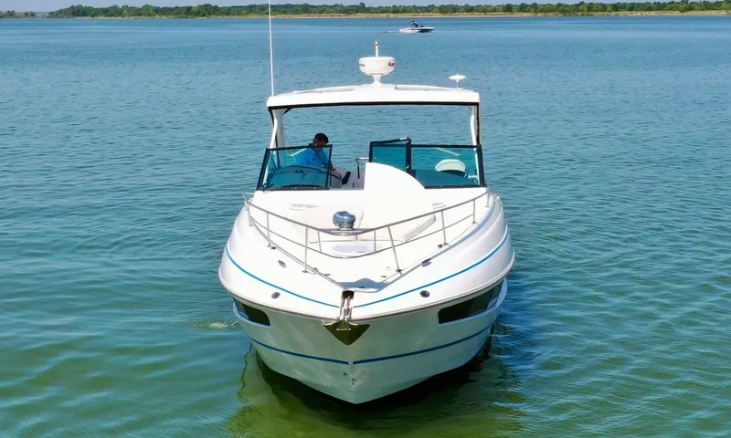 Slide: The Image of Cruisers 35 EXPRESS 2018 - 5