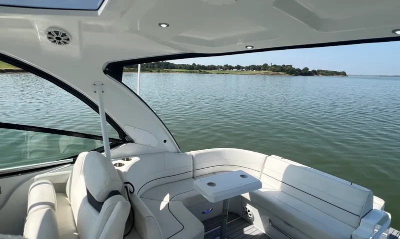 Slide: The Image of Cruisers 35 EXPRESS 2018 - 23