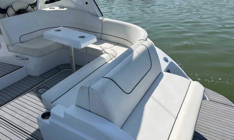 Slide: The Image of Cruisers 35 EXPRESS 2018 - 13