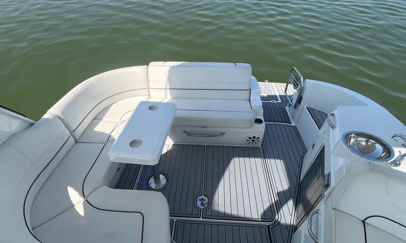 Slide: The Image of Cruisers 35 EXPRESS 2018 - 15