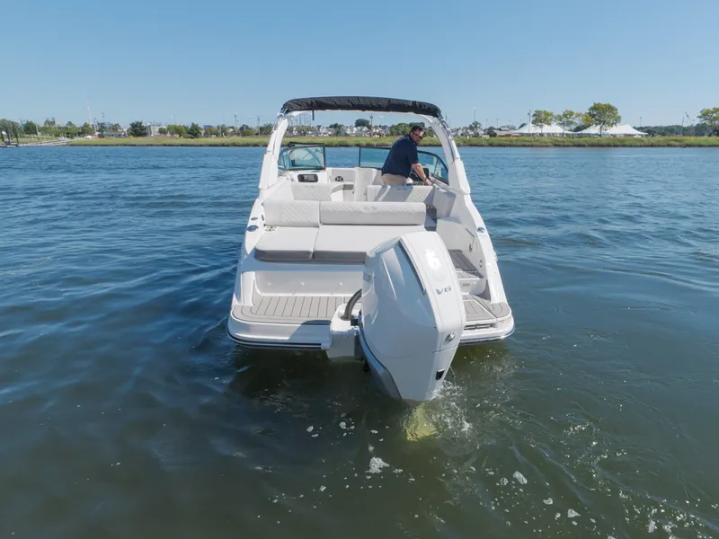 Slide: The Image of Sea Ray SDX 250 Outboard 2026 - 3