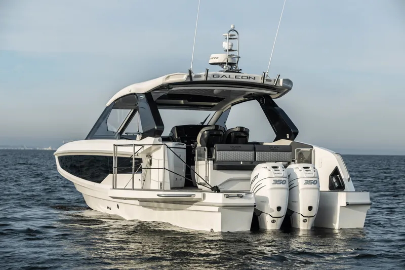Slide: The Image of Galeon 325 GTO 2024 - 5