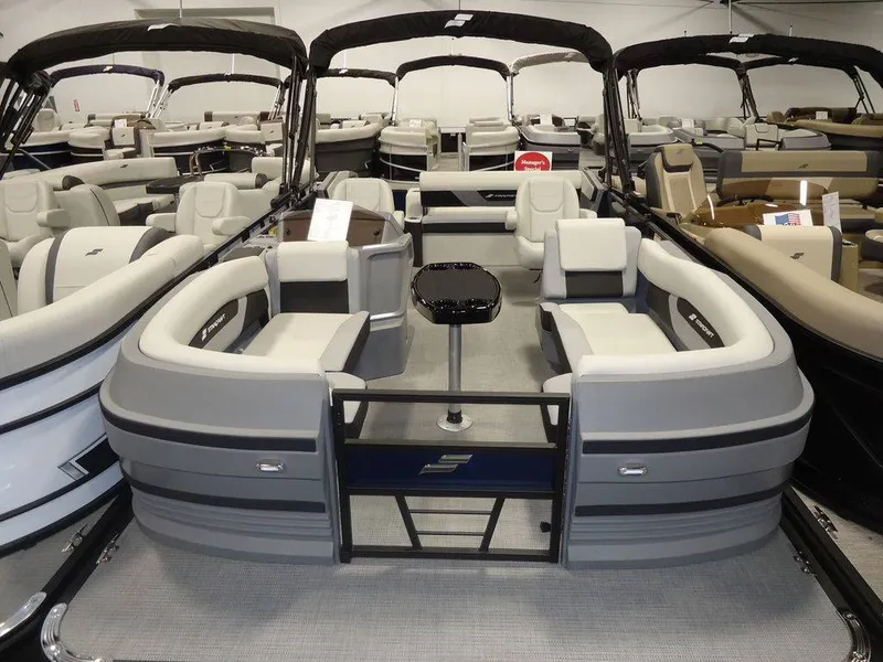 Slide: The Image of Starcraft Marine VX 22 Q DH 2026 - 1