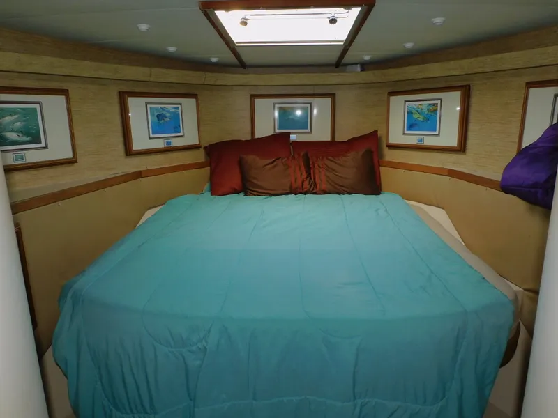 Slide: The Image of Bertram 54 SPORT FISHERMAN 1987 - 59
