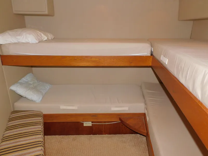 Slide: The Image of Bertram 54 SPORT FISHERMAN 1987 - 64