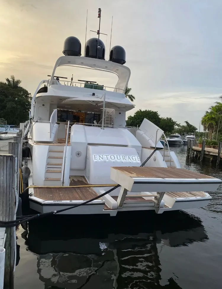 Slide: The Image of Norship Flybridge Fast 1994 - 1