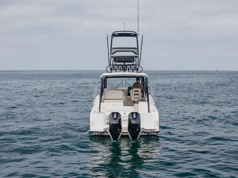 Slide: The Image of Boston Whaler 325 Conquest 2022 - 4