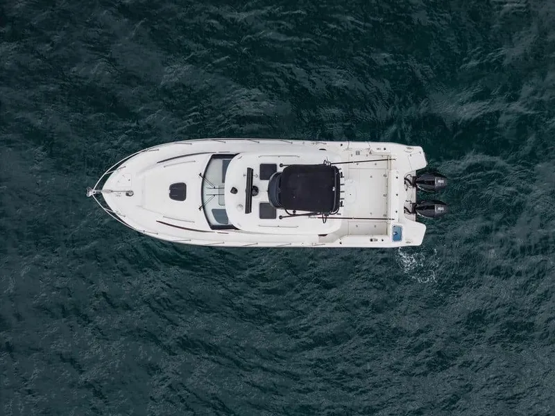 Slide: The Image of Boston Whaler 325 Conquest 2022 - 11