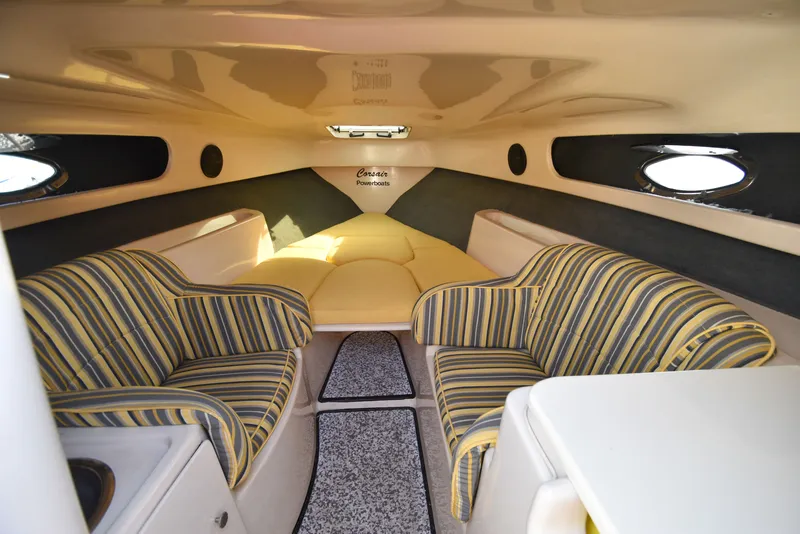 Slide: The Image of Corsair 25 Classic 1988 - 6