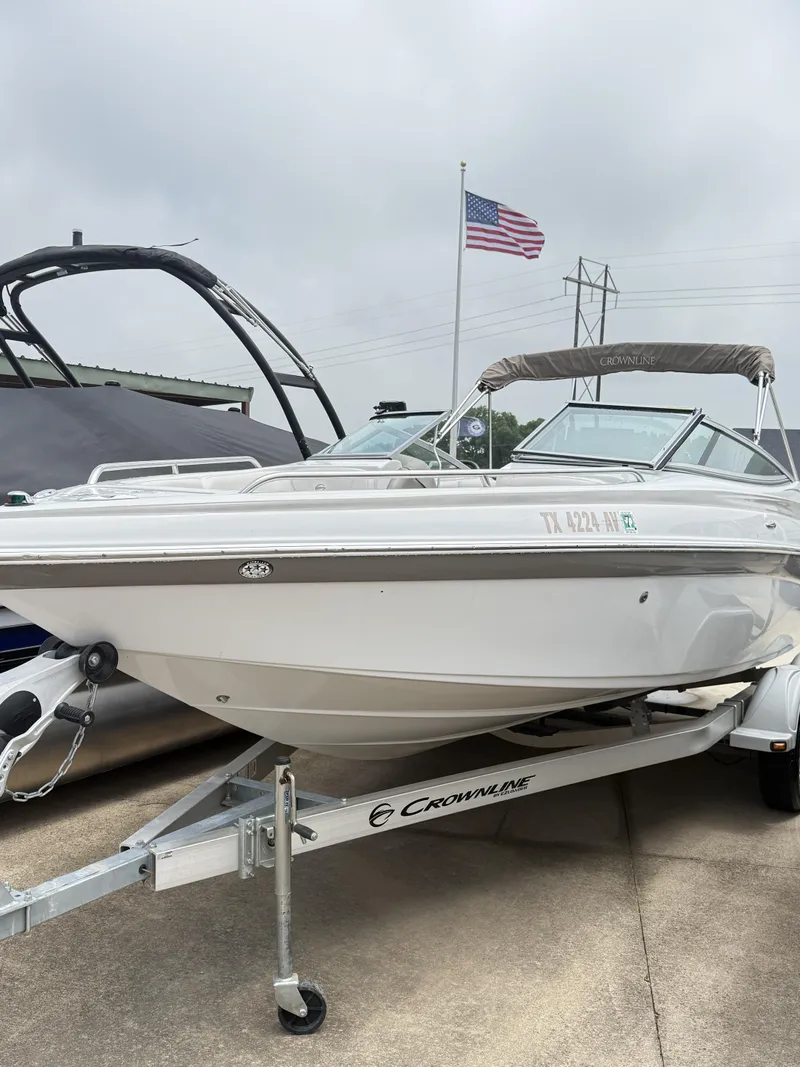 Slide: The Image of Crownline Boats 225 BR 2006 - 7
