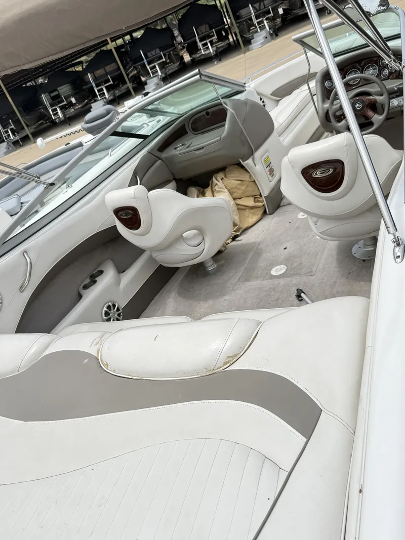Slide: The Image of Crownline Boats 225 BR 2006 - 1