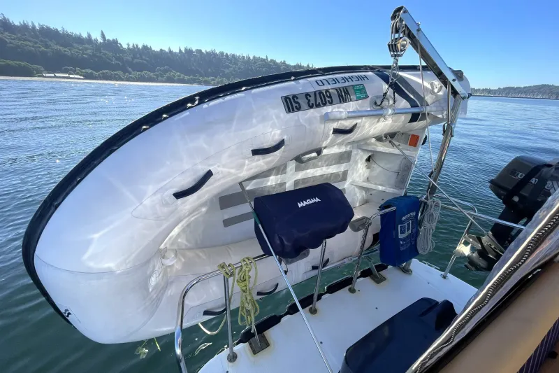 Slide: The Image of Ranger Tug R-31 S 2014 - 17