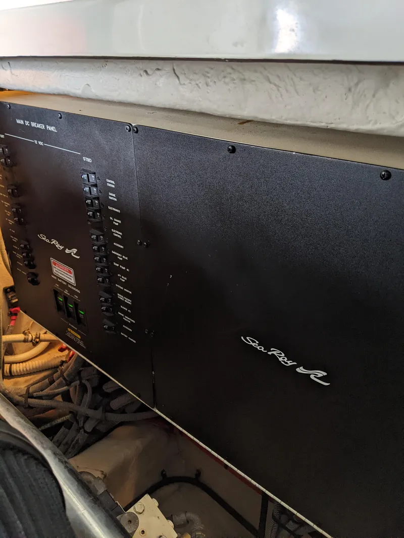 Slide: The Image of Electrical panel of a 2006 Sea Ray 44 Sundancer boat. - 38