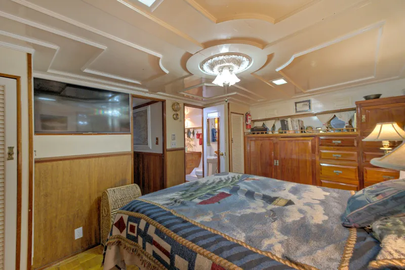 Slide: The Image of Custom HOFFAR-BEECHING Fantail Yacht 1929 - 73