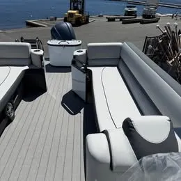 Slide: The Image of Avalon "Cloud Nine" Catalina Quad Lounge - 27 FT 27" Wave Glider 2026 - 2