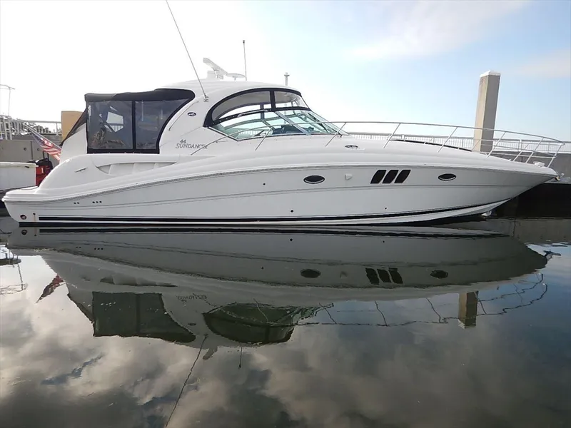 Slide: The Image of 2007 Sea Ray 44 Sundancer yacht docked at marina. - 4